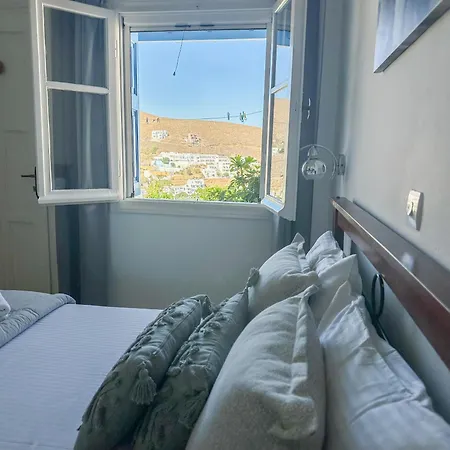 Kaiti'S Studio Pera Gyalos